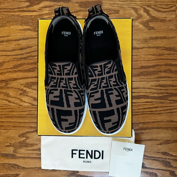 Fendi FF Vertigo tobacco/black slip-on sneakers in 39.5 - Picture 5 of 12
